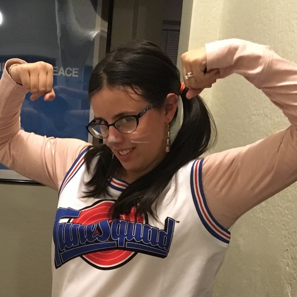 Meet your Posher, Julia - Picture 1 of 1